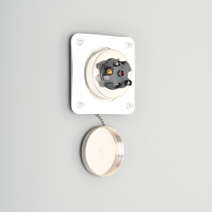 4245WJS-L16 �A�����J���d�@ ���|�`�h���t�����W�C�����b�g NEMA L16-20 (4245WJ-L16 ��p�i)